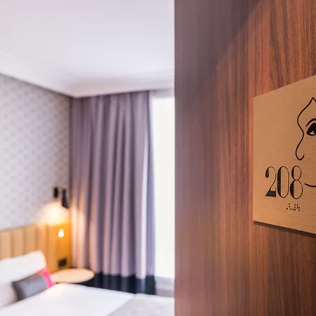 Western Select Hotel 3*
