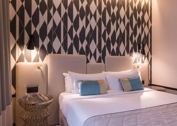 Western Select Boulogne-Billancourt